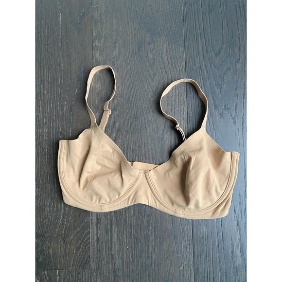 LOT (3) Skims & Spanx Bras 34D/34DD Nude Beige Lightly Lined Front Closure - Picture 5 of 12